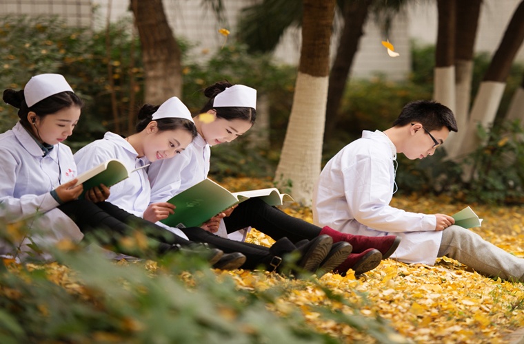 雙鴨山建筑工程技術(shù)學(xué)校