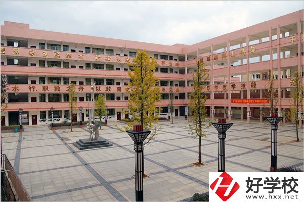 永州市祁陽縣職業(yè)中專學(xué)校怎么樣？是什么性質(zhì)？