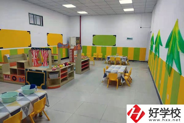 長沙市益立中等職業(yè)技術(shù)學(xué)校幼兒實訓(xùn)室