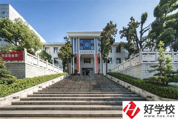 長沙建筑工程學(xué)校有哪些專業(yè)？