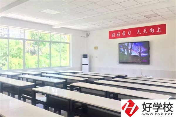 長沙有什么衛(wèi)校？學校條件怎么樣？